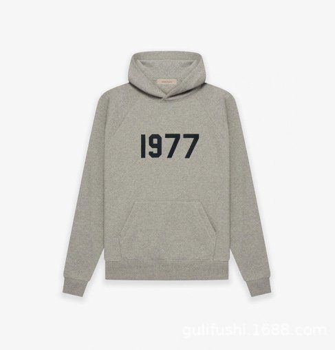 The signature 1977 Essentials Hoodie Grey